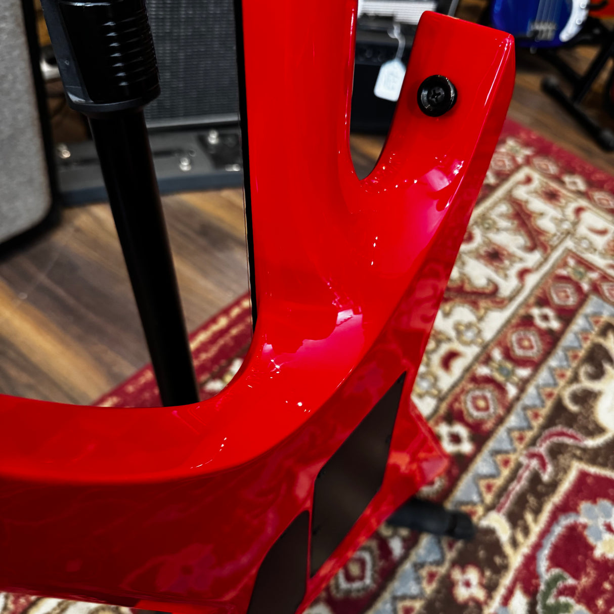 Jackson X Series Warrior WRX24M Racing Red + Hard Case (Pre-Owned)