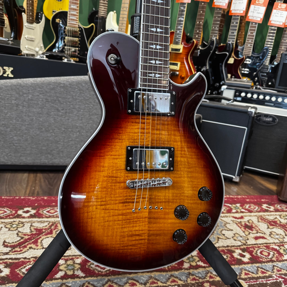 Michael Kelly Patriot Decree Caramel Burst + Hard Case (Pre-Owned)