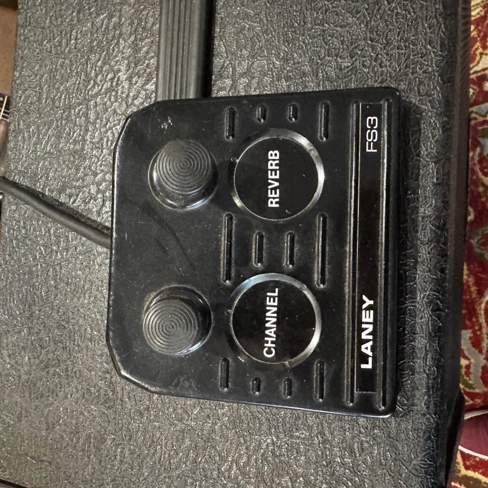Laney Linebacker 100 Reverb 100W Head & 4x12 Speaker Cab (Pre-Owned) (COLLECTION ONLY)