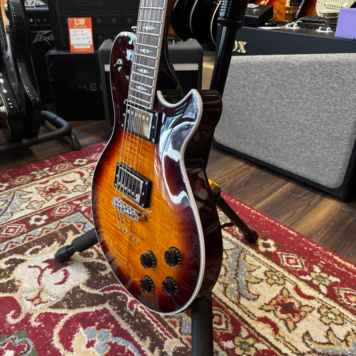 Michael Kelly Patriot Decree Caramel Burst + Hard Case (Pre-Owned)