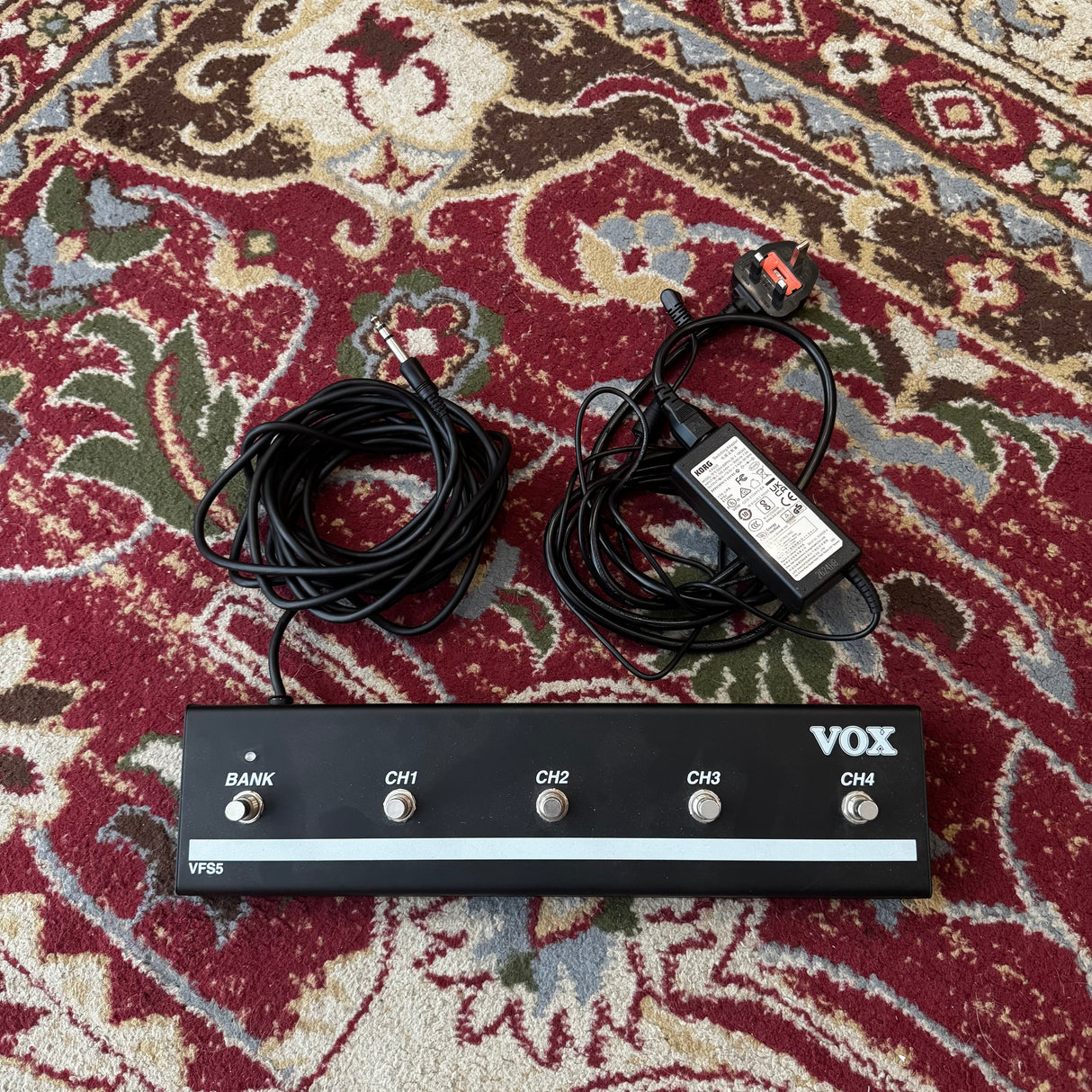 Vox VT40X 40W Hybrid Valve Electric Guitar Combo Amplifier + VSF5 Footswitch (Pre-Owned)