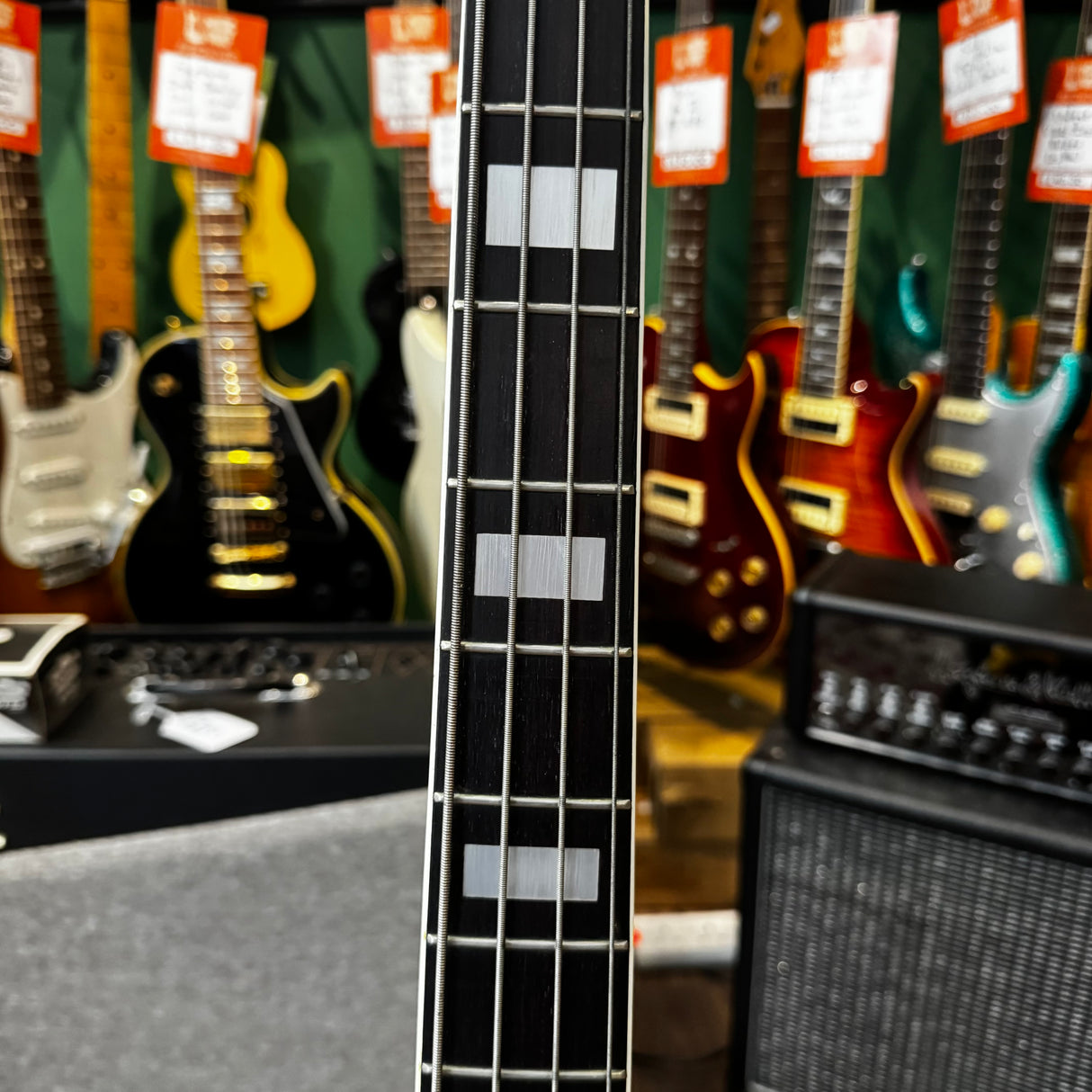 Columbus Jazz Bass Guitar Japanese 1970's Sunburst (Pre-Owned)