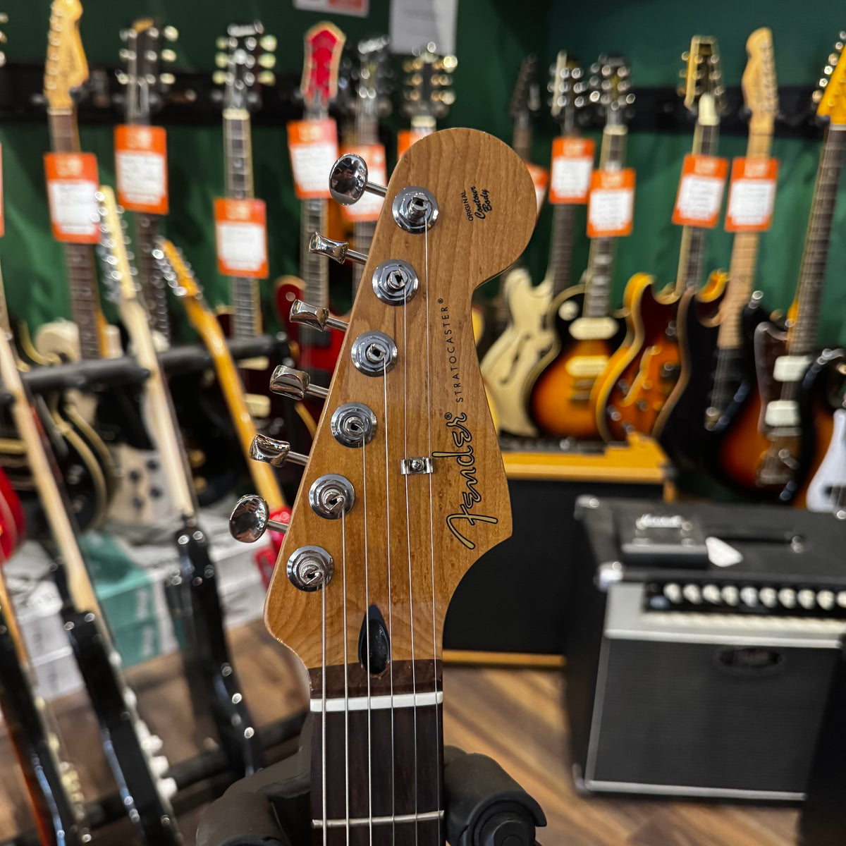 Fender GuitarGuitar Exclusive Limited Edition Roaster Player II Stratocaster Sunburst (Pre-Owned)