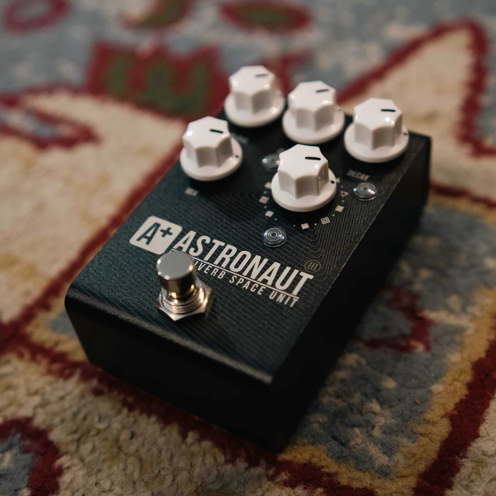 astronaut reverb pedal Shiftline A+ Astronaut III Multiverb Space Unit Reverb Pedal (Pre-Owne – Music Vault