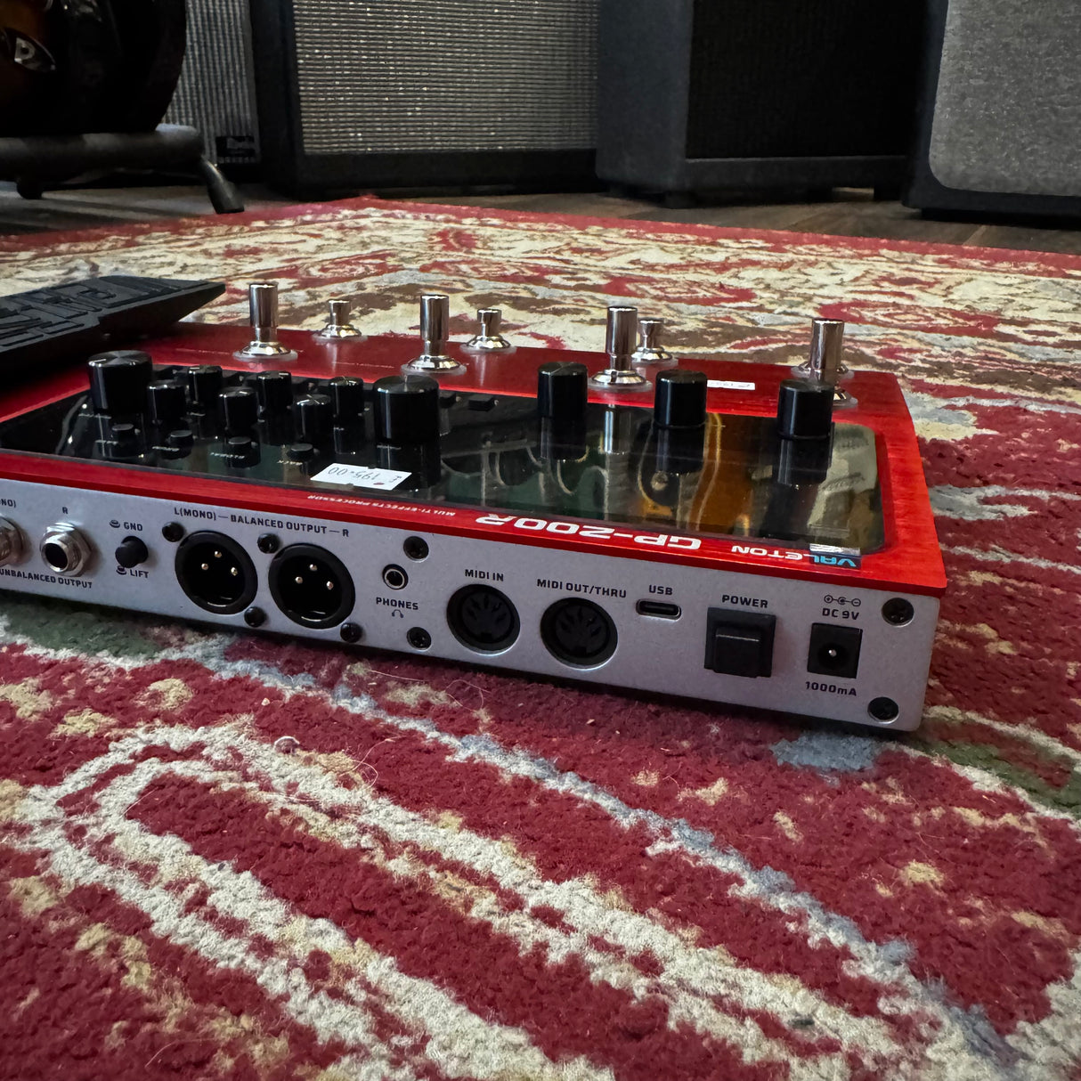 Valeton GP-200R Guitar Multi Effects Processor Pedal (Pre-Owned)