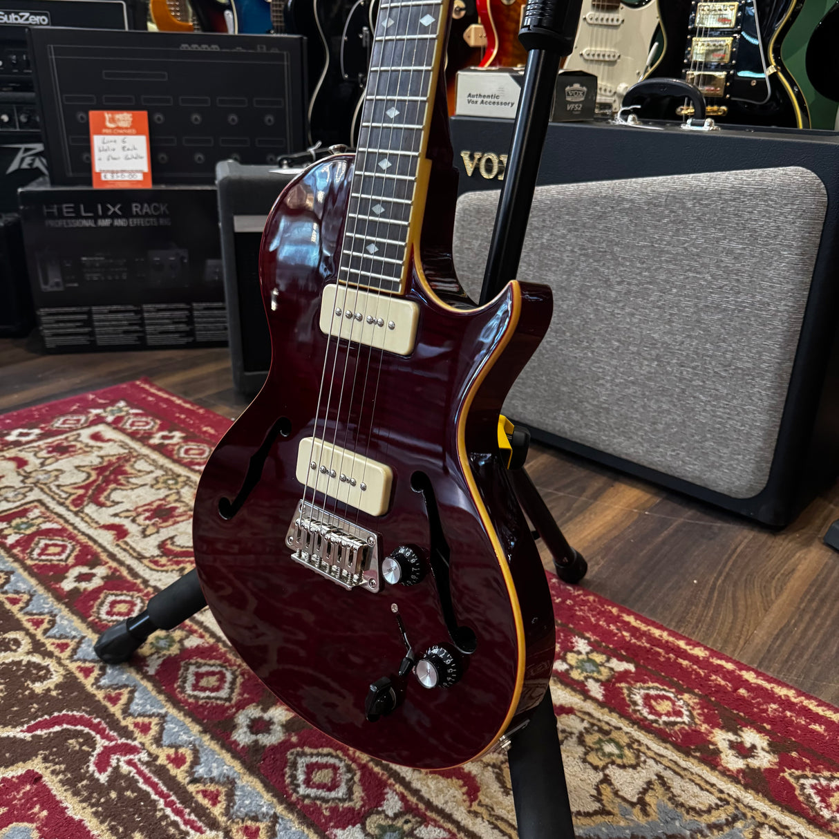 Epiphone Blueshawk Deluxe Electric Guitar Wine Red (Pre-Owned)