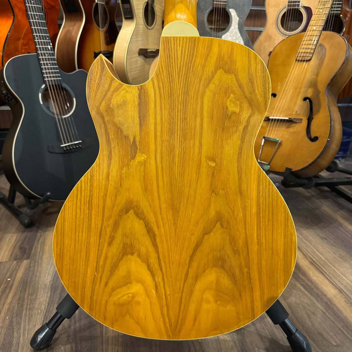 Artisan AB4 Electro Acoustic Bass (Pre-Owned)