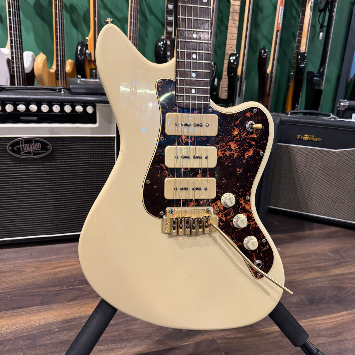 Hohner JT-60 + 3 P90 Pickups & Wilkinson WVS50 Bridge (Pre-Owned)